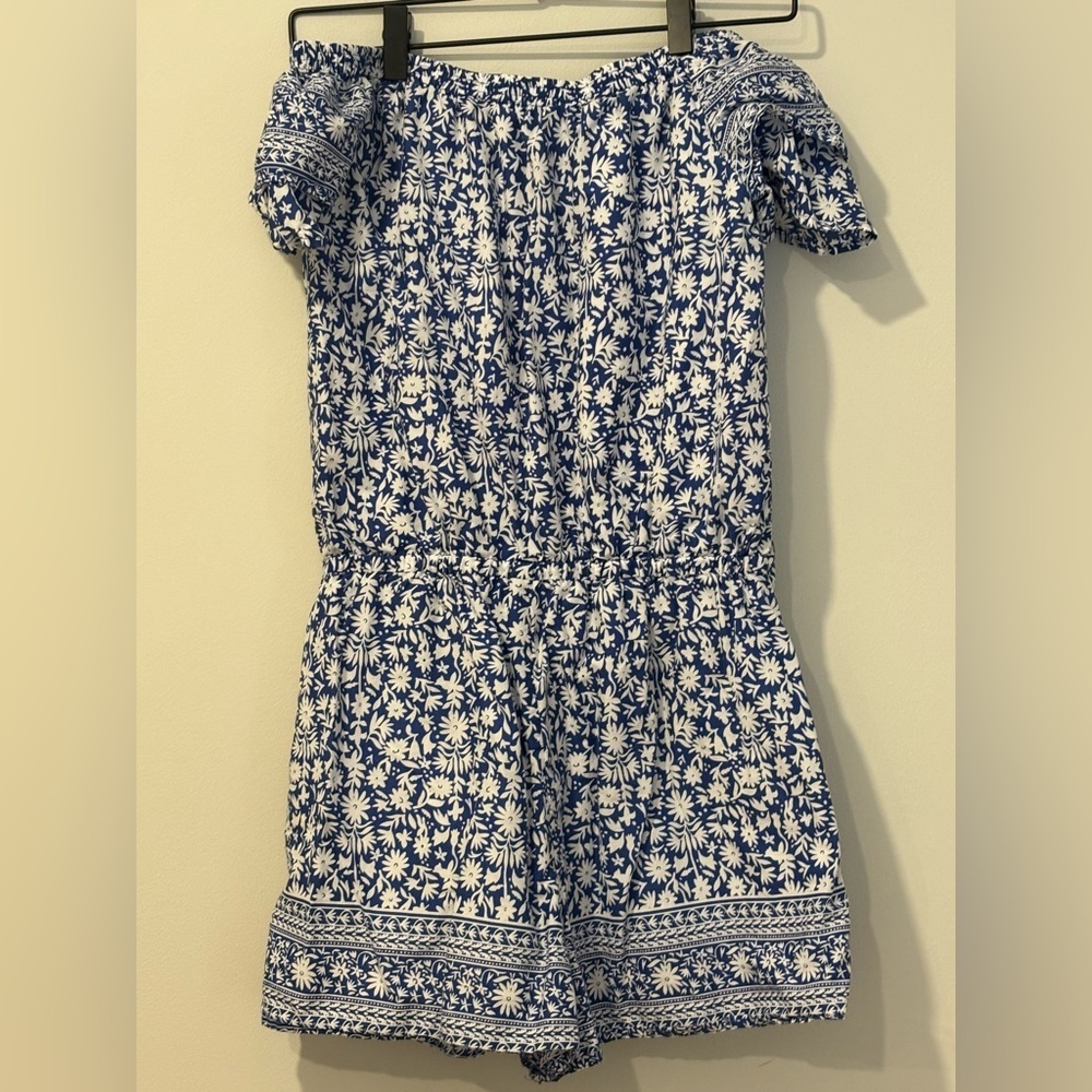 Vineyard Vines Off the Shoulders Romper - Picture 4 of 12